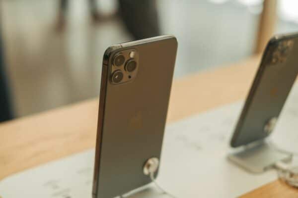 Des smartphones dans un rayon